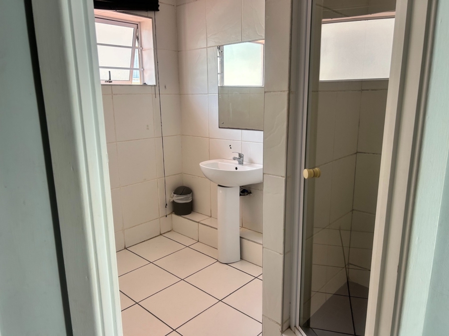 7 Bedroom Property for Sale in Quigney Eastern Cape